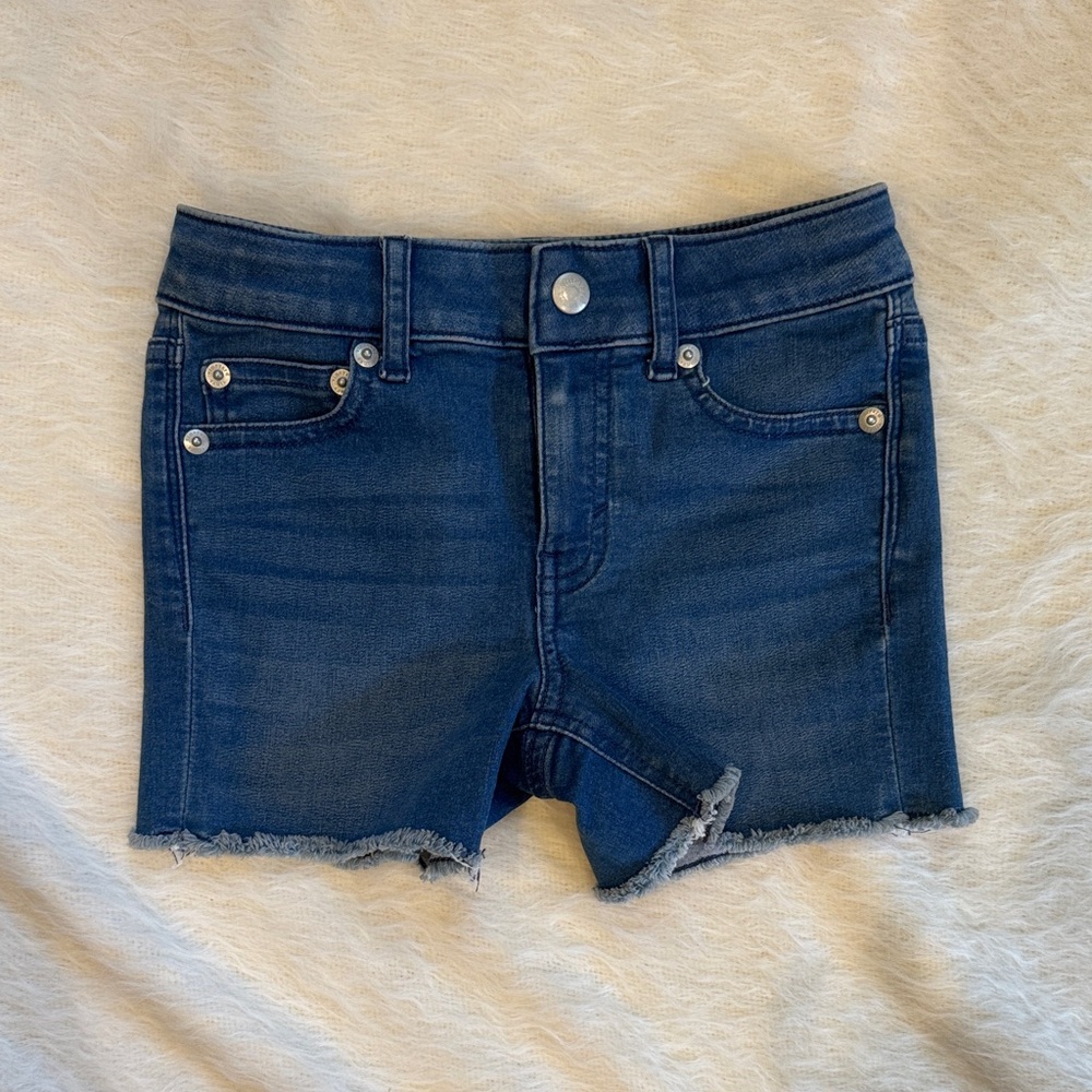 Vineyard Vines Kids Denim Blue Cutoff Shorts - 5T - Great condition